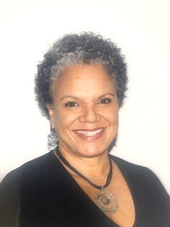 Lisa Neal headshot.
