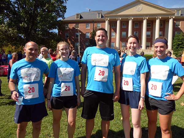 Circulators running team.