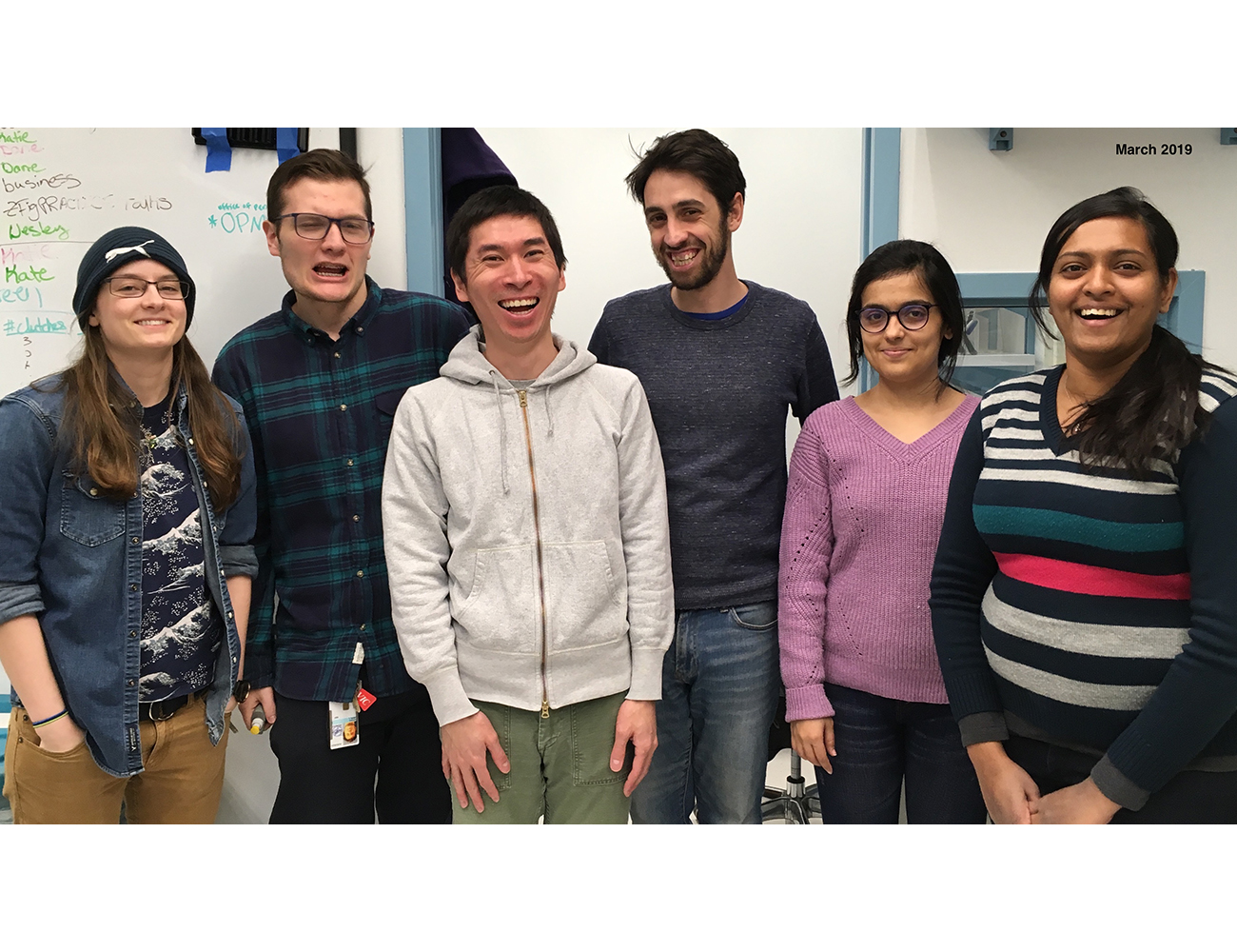 Photo of the lab members in March 2019