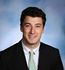 Zachary Rich headshot