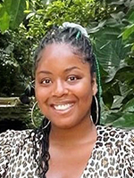 Diana Augustin headshot.