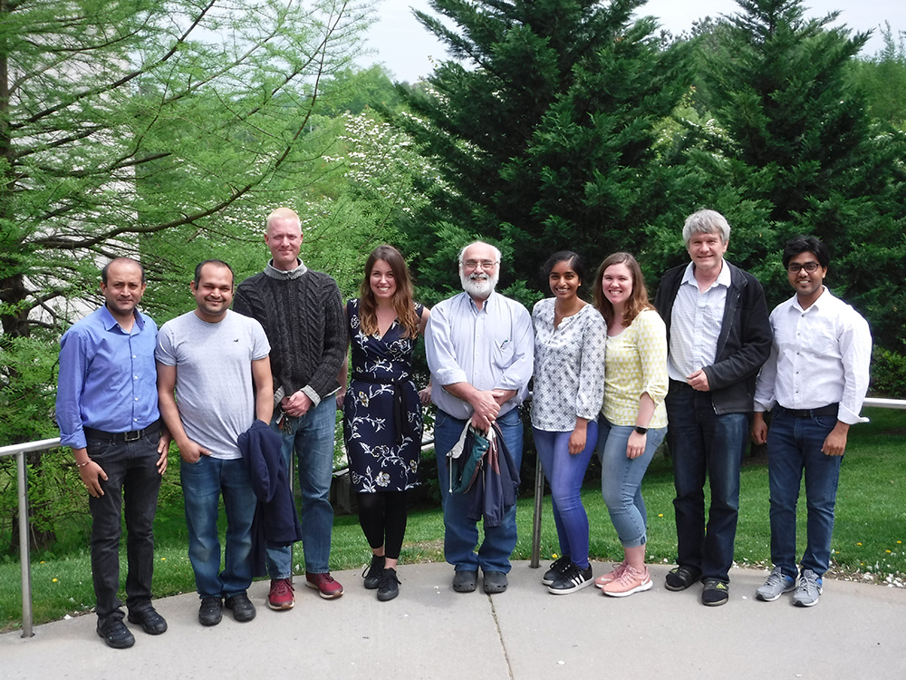 Maraia Lab group photo.