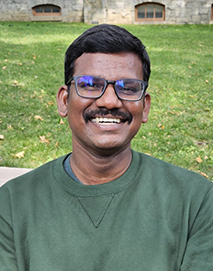 Velanganni Selvaraj headshot.