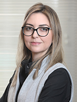 Vivian Szymczuk headshot.